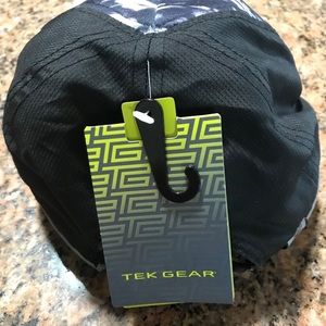 tek gear Accessories - Tek Gear ball cap tek gear Accessories - Tek Gear ball cap